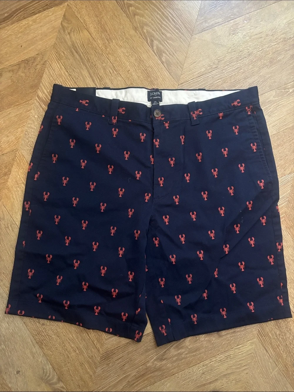 NWT J. Crew Navy Shorts with Red Lobster Motif - Size 35”